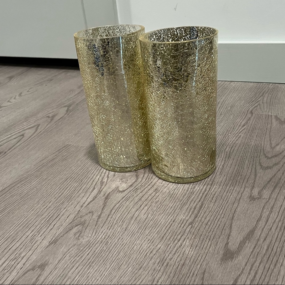 NWT! 2 gold vases, size: 8” by 3.75”, in perfect condition!